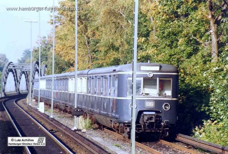 730-002-4 (ex 471-033),S-Bahn,LA.jpg